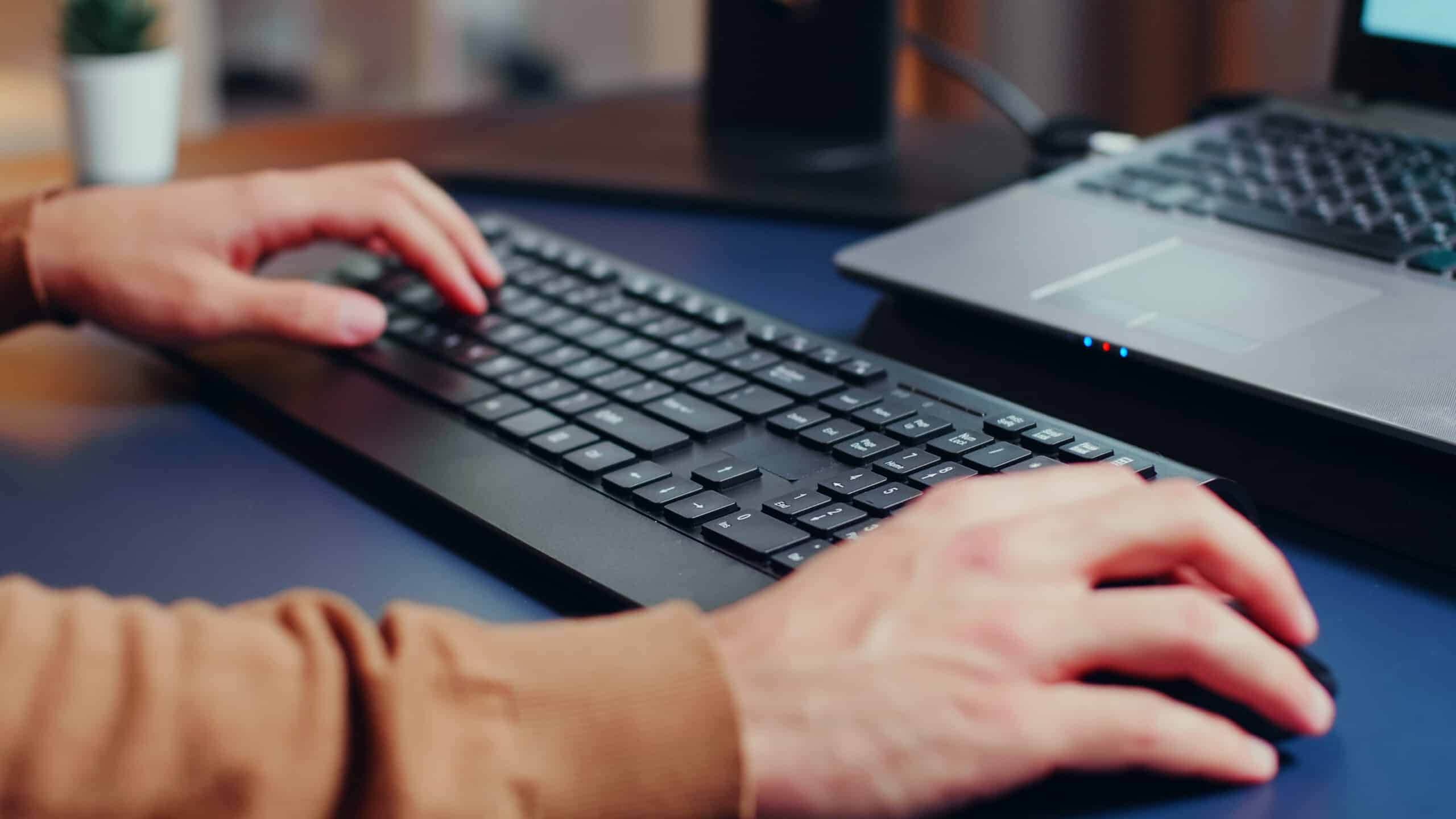 Solutions ouvertes & indépendance technologique